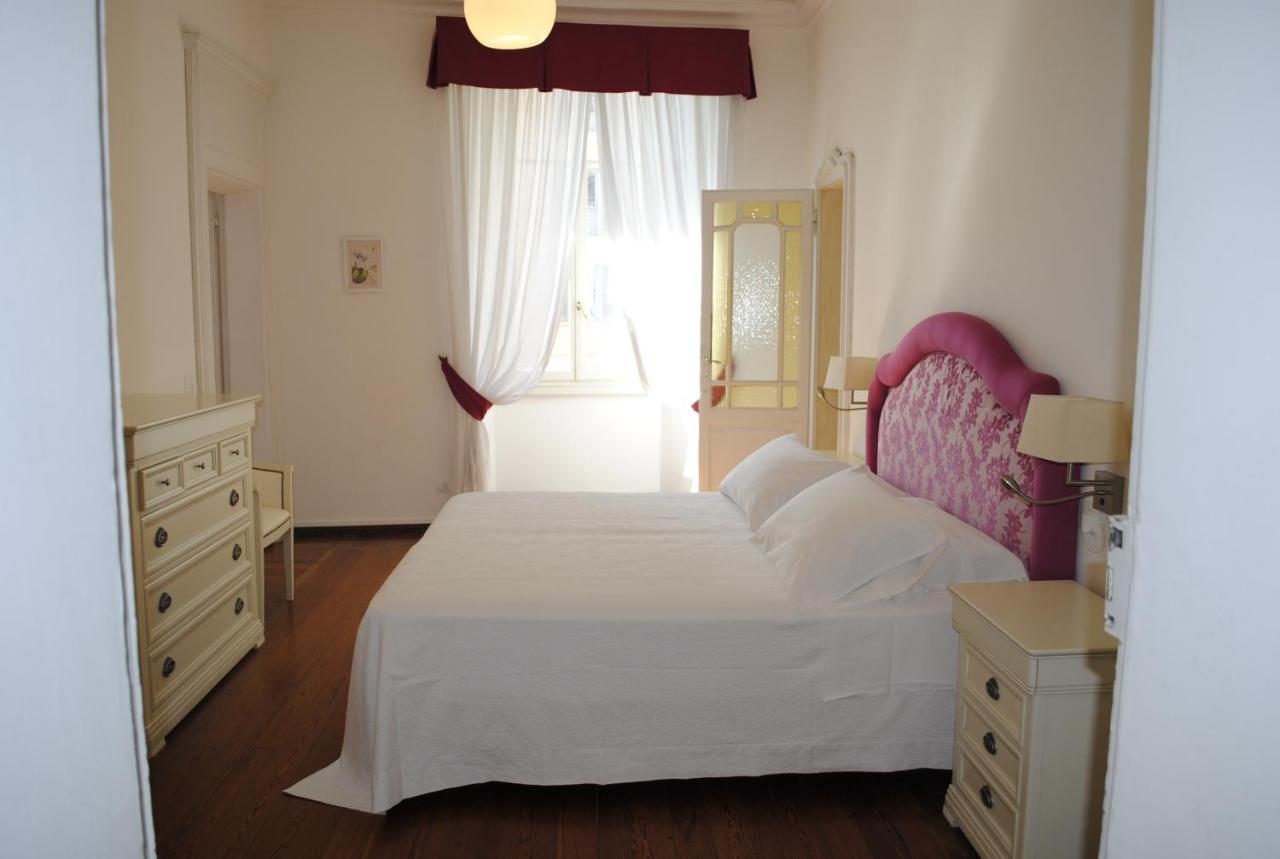 183 négyzetméteres, 3 hálószobás Apartman 2 fürdőszobával Bellagio területén Kültér fotó